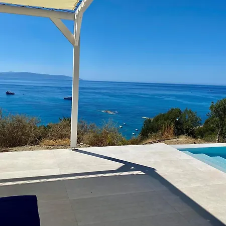La E Bella Villa *